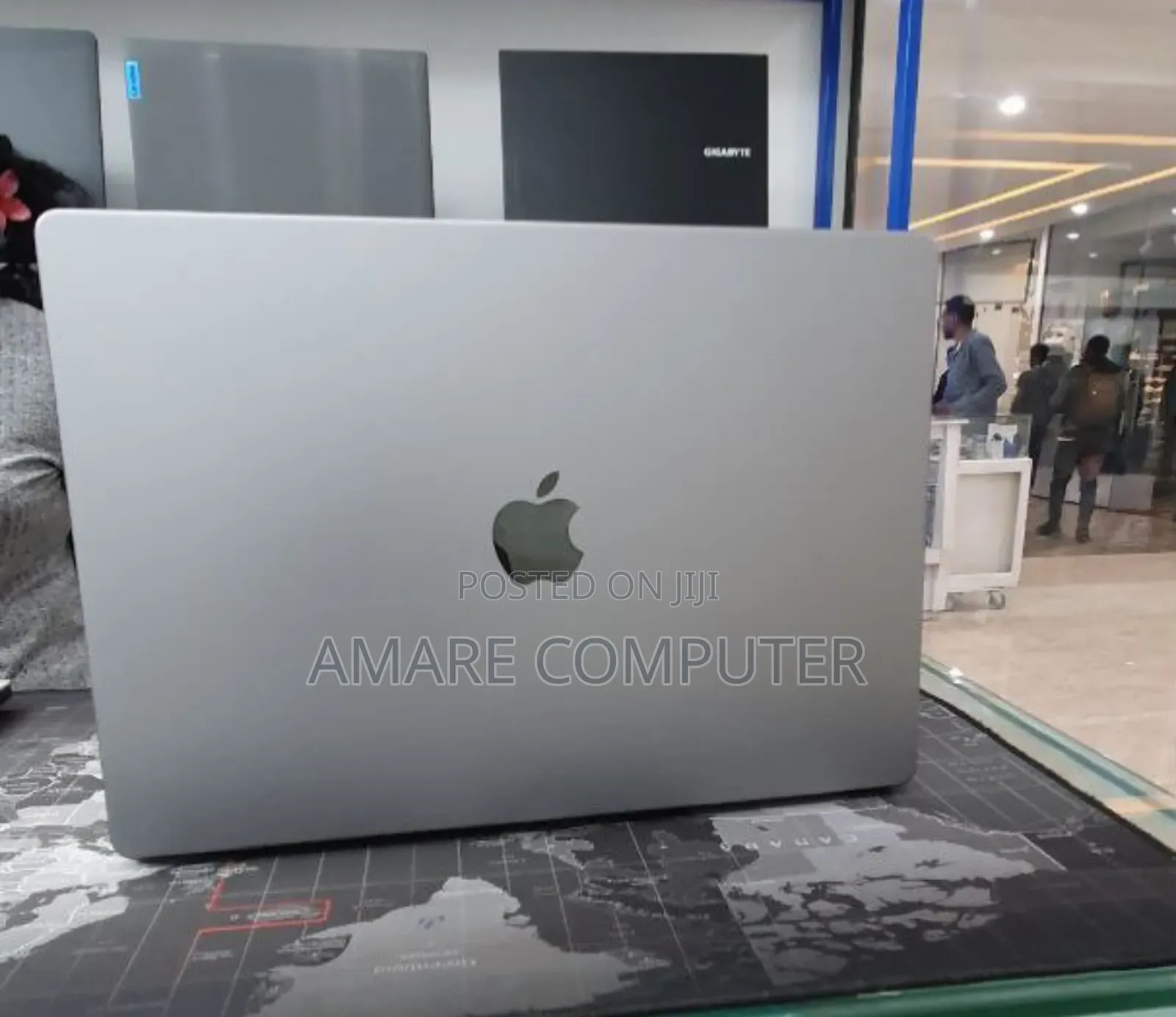 New Laptop Apple MacBook Pro M1 64GB Apple M1 Max SSD 1T