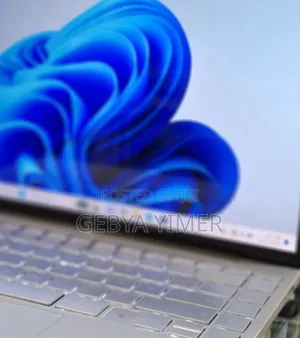 New Laptop HP Envy 13 16GB Intel Core I7 SSD 512GB