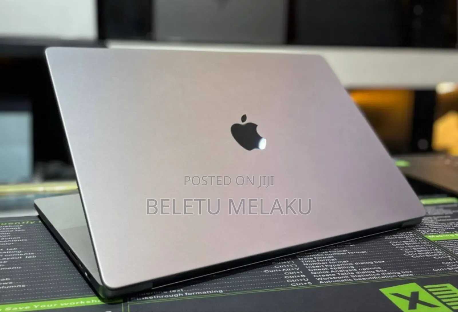 New Laptop Apple MacBook Pro M1 64GB Apple M1 Max SSD 1T