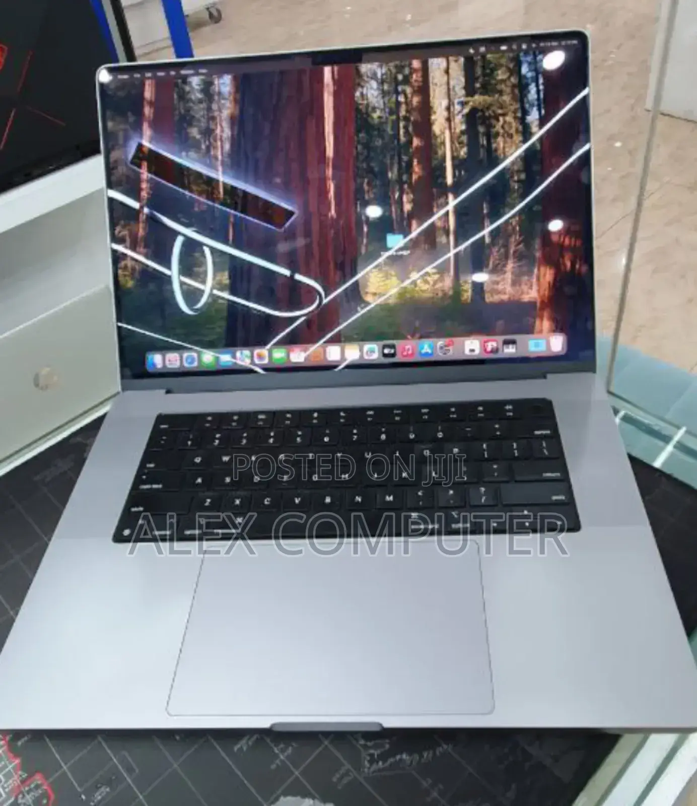 New Laptop Apple MacBook Pro M1 64GB Apple M1 Max SSD 1T