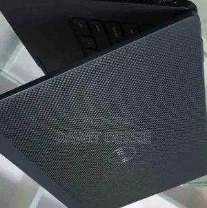 New Laptop Dell 16GB Intel Core I7 SSD 512GB
