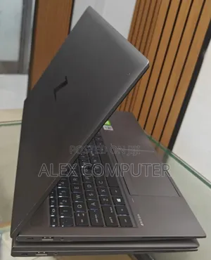 New Laptop HP Zbook Studio G7 16GB Intel Core I7 SSD 512GB