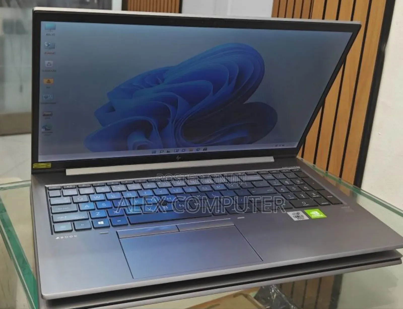 New Laptop HP Zbook Studio G7 16GB Intel Core I7 SSD 512GB