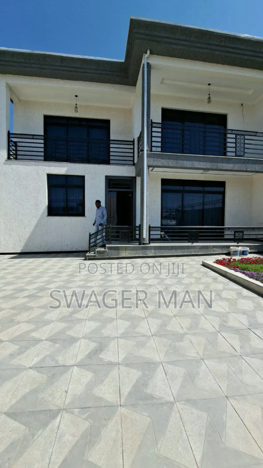 Furnished 6bdrm Townhouse/Terrace in Tafo, Yeka for sale