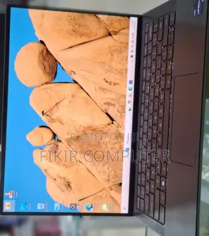 Photo - New Laptop Dell Precision 5540 32GB Intel Core I9 SSD 512GB