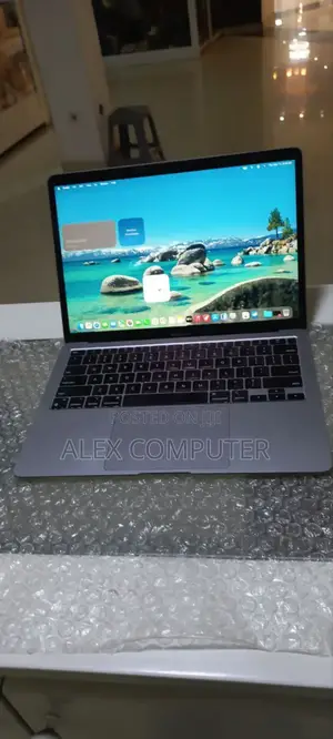 New Laptop Apple MacBook Air 2020 M1 8GB Apple M1 SSD 256GB