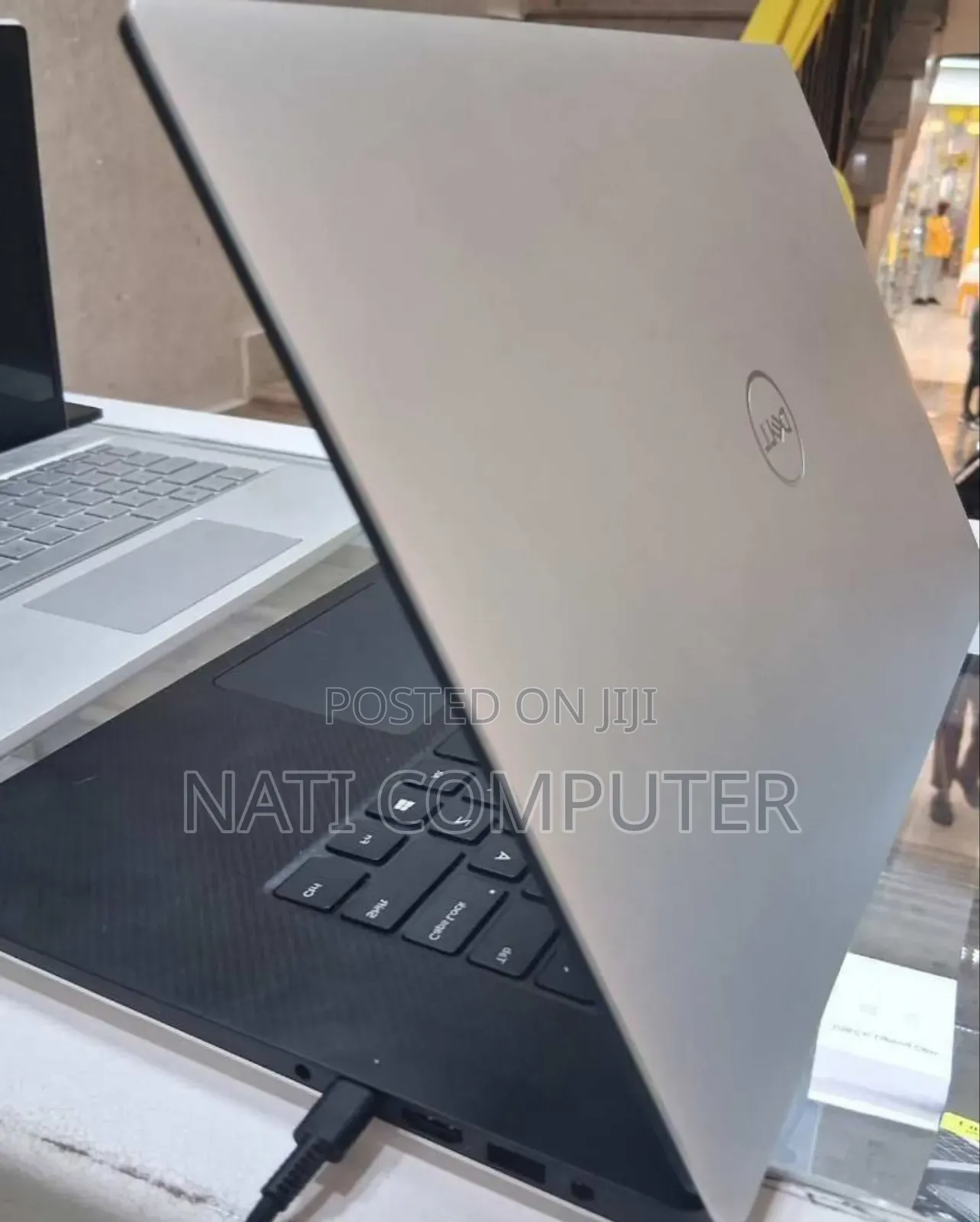 New Laptop Dell Inspiron 15 16GB Intel Core I7 SSD 512GB