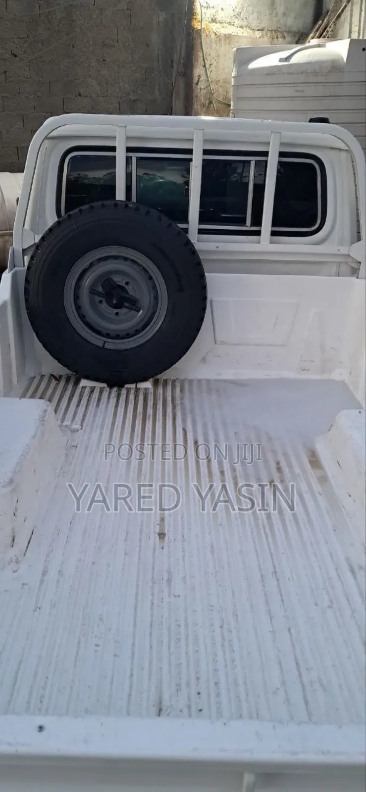 Toyota Land Cruiser 2013 White