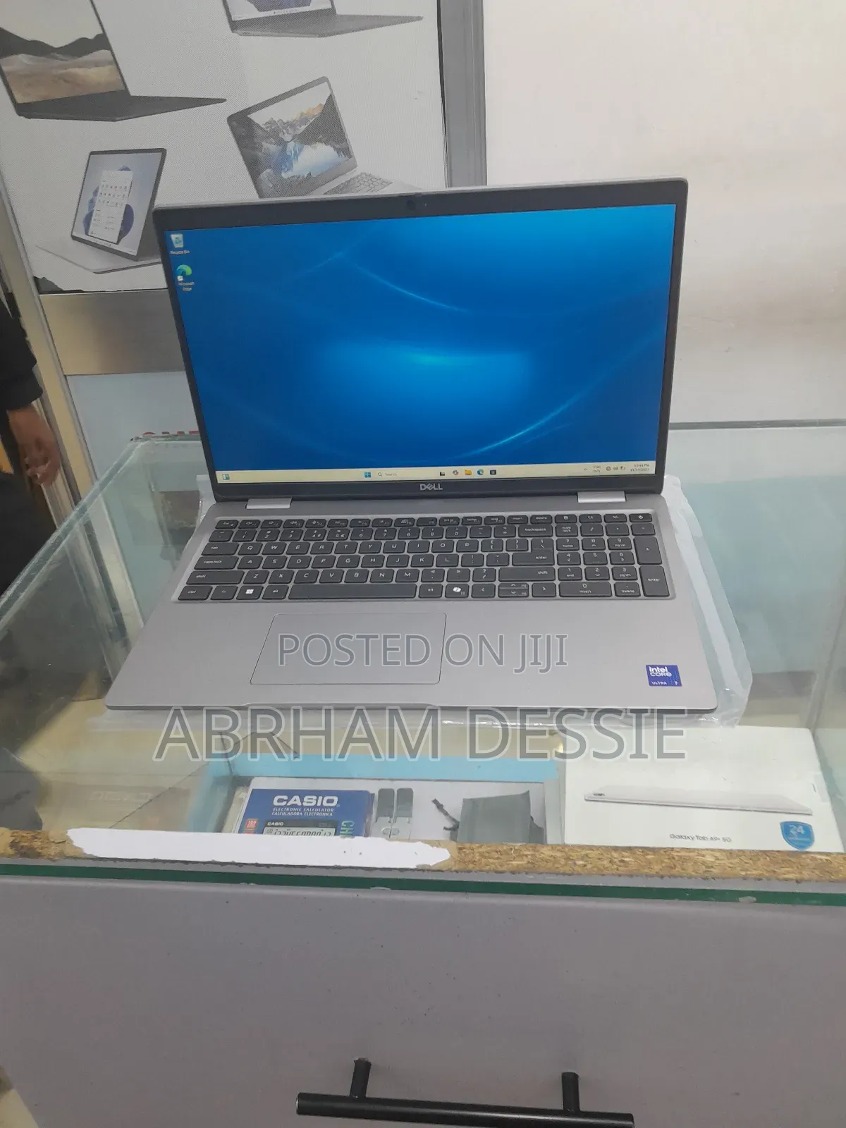 New Laptop Dell 16GB Intel Core Ultra 7 SSD 1T