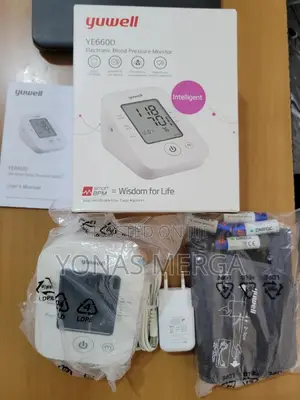 Photo - Yuwell Bp Machine -660d棺全one-Click Accurate Bpm禽參facilitates Long Term