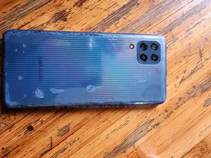 Samsung Galaxy M32 128 GB Blue