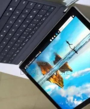 New Laptop Microsoft Surface 4GB Intel Core I5 SSD 128GB