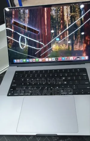 New Laptop Apple MacBook Pro M1 16GB AMD A10 SSD 1T