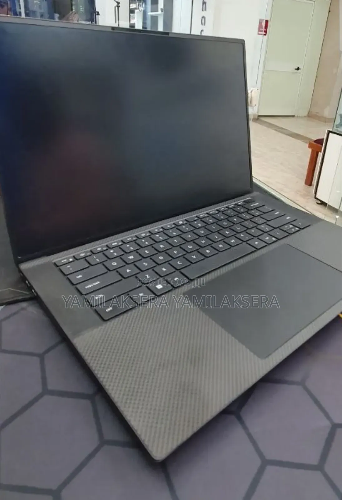 New Laptop Dell Precision 5570 16GB Intel Core I7 SSD 512GB