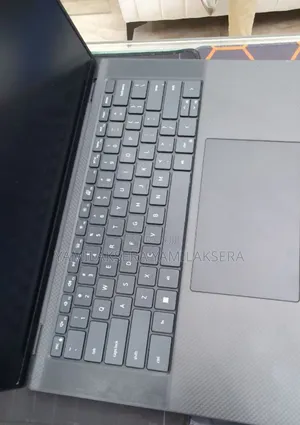 New Laptop Dell Precision 5570 16GB Intel Core I7 SSD 512GB