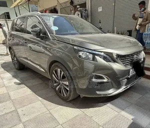 Peugeot 2008 2020 Gray