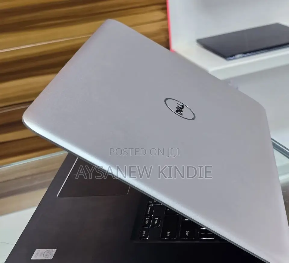 New Laptop Dell Inspiron 14 7000 8GB Intel Core I7 SSD 1T