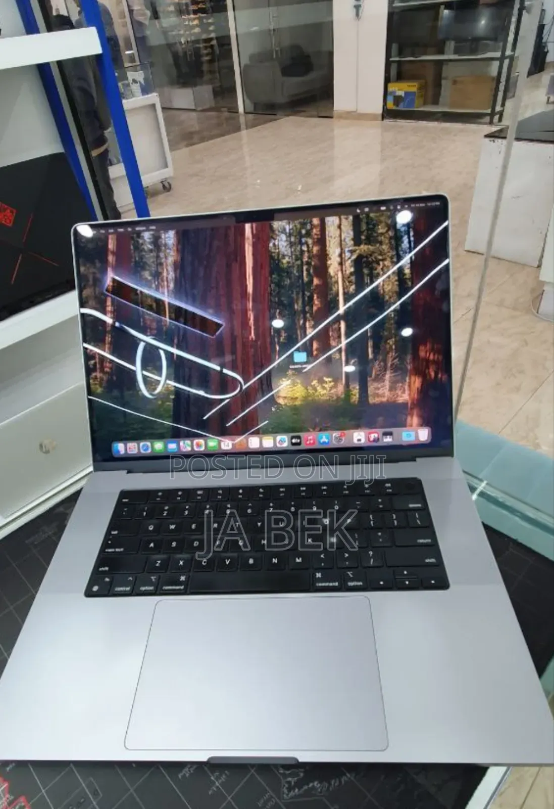 New Laptop Apple MacBook Pro M1 64GB Apple M1 Max SSD 1T