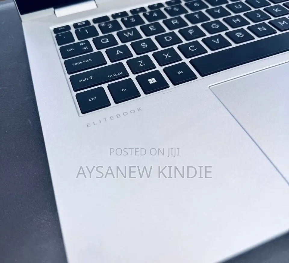 New Laptop HP EliteBook 830 G9 16GB Intel Core I7 SSD 512GB