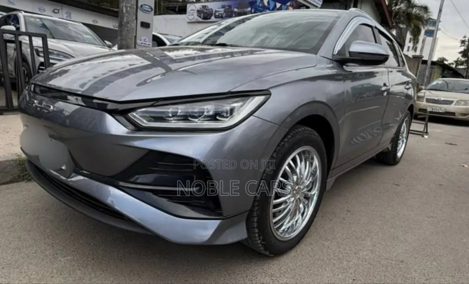 BYD E2 43 kWh 94 hp FWD 2025 Gray