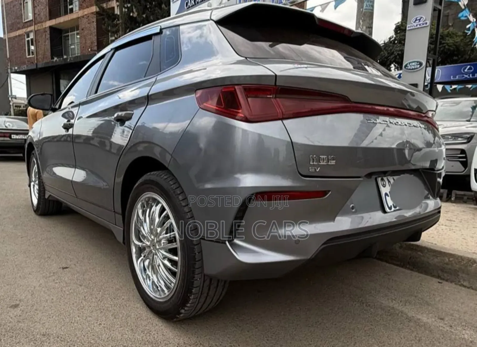 BYD E2 43 kWh 94 hp FWD 2025 Gray