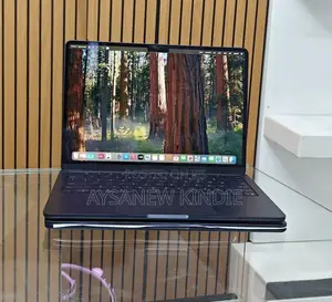 New Laptop Apple MacBook Air 2025 M4 13-Inch 16GB Apple M4 SSD 256GB