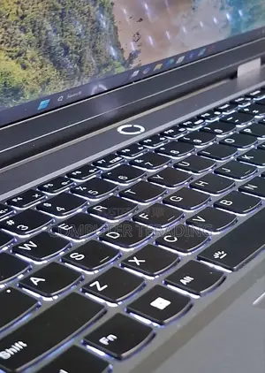 New Laptop Lenovo LOQ 15ARP9 16GB AMD Ryzen 7 SSD 1T