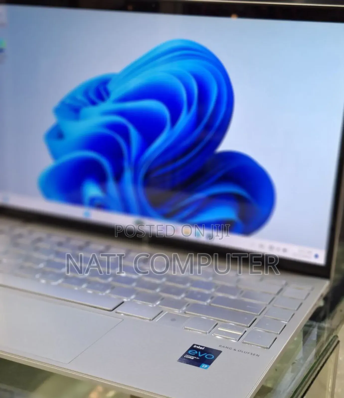 New Laptop HP Envy 13t 16GB Intel Core I7 SSD 512GB