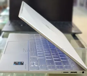 New Laptop HP Envy 13t 16GB Intel Core I7 SSD 512GB