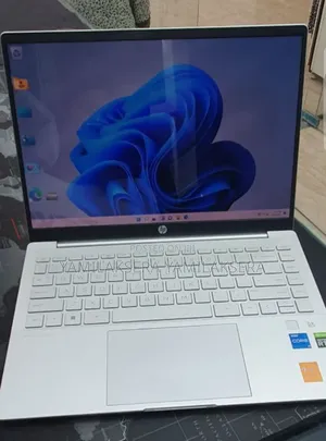 New Laptop HP Pavilion 14 16GB Intel Core I5 SSD 1T