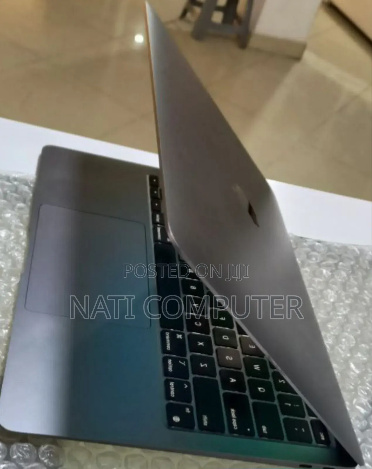 New Laptop Apple MacBook Air 2020 M1 8GB SSD 256GB