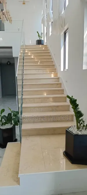 4bdrm Villa in Bola Epariale, Bole for rent