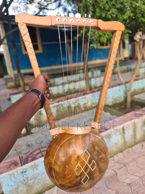 ክራር ጥራታቸውን የጠበቁ ፍልፍል ዋንዛ ገበቴ የተሰሩ (Kirar)