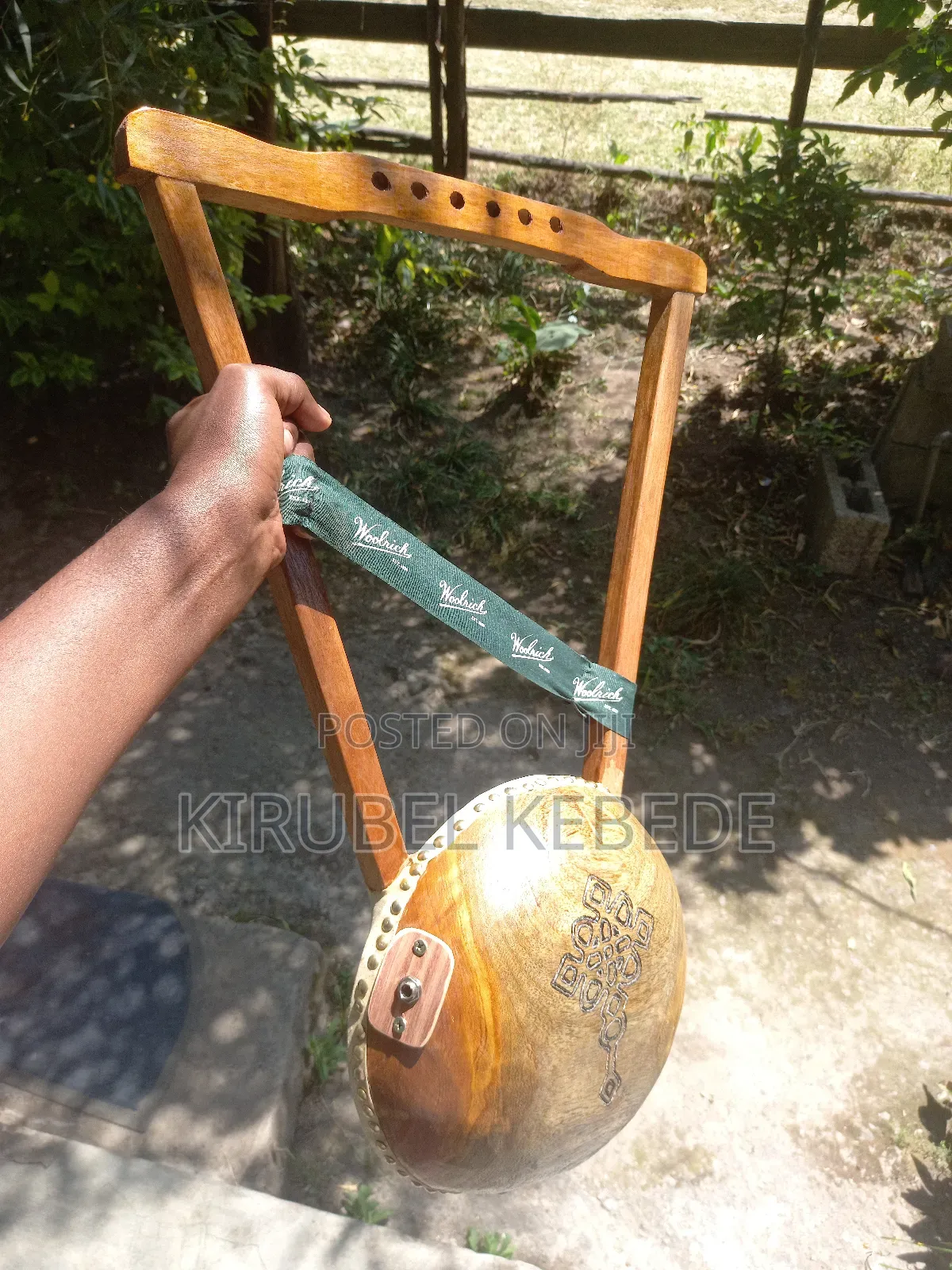 ክራር ጥራታቸውን የጠበቁ ፍልፍል ዋንዛ ገበቴ የተሰሩ (Kirar)