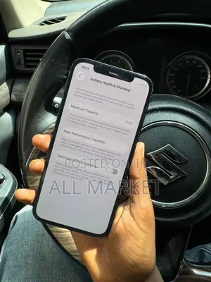 Photo - Apple iPhone 12 128 GB Black