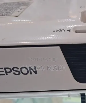 Photo - Epson Projector Model Name: Eb-X31 Hardware Interface: Vga, Usb