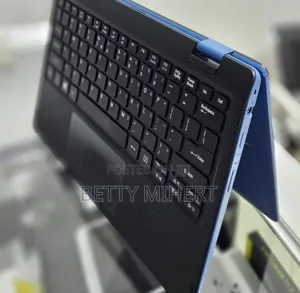 Photo - Laptop Acer Aspire ES1-111 8GB Intel Celeron SSD 1T