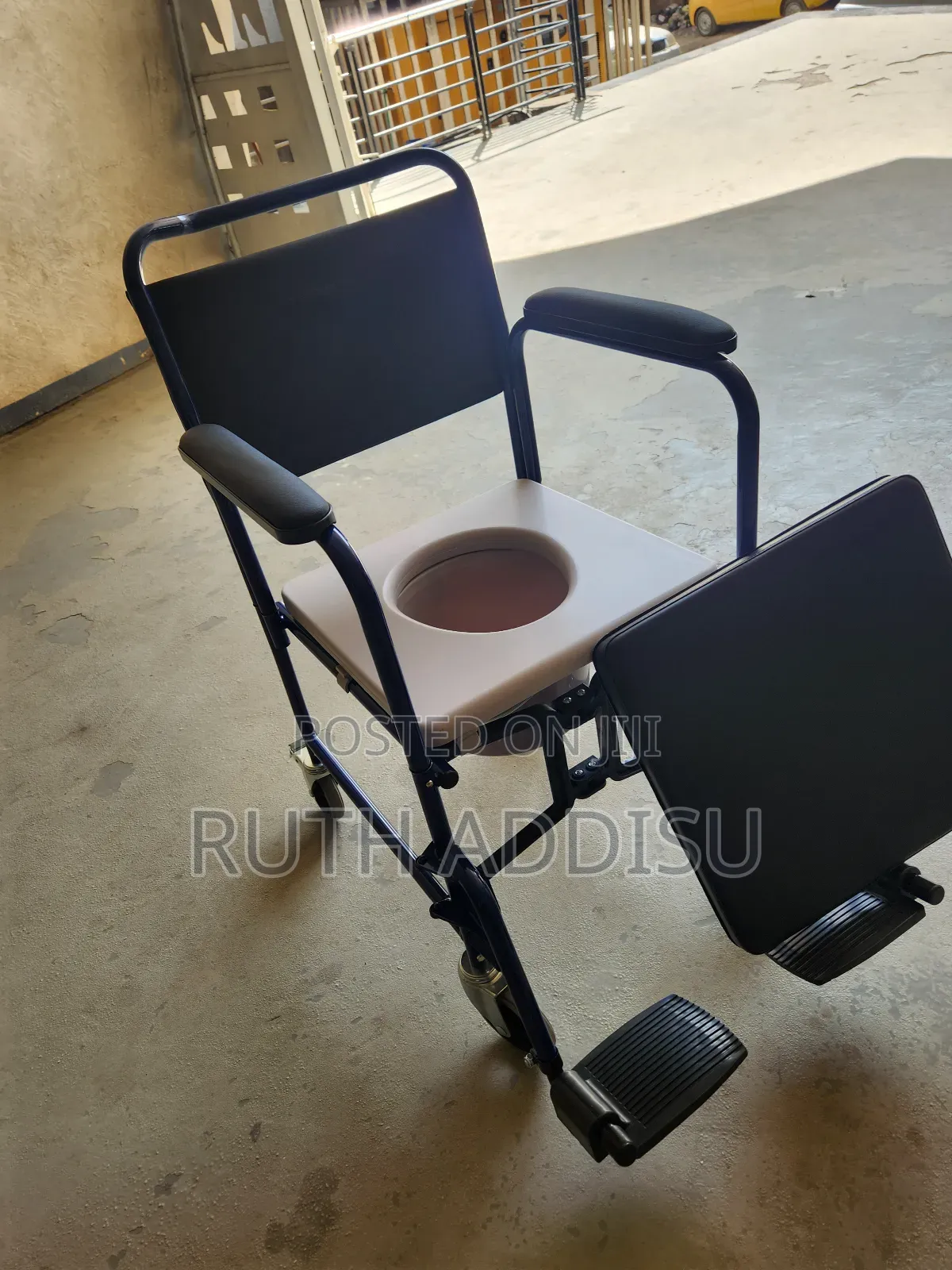 Commode Wheelchair鳵我wheelchair療法wheelchair宿霧wheelchair建安wheelchair New