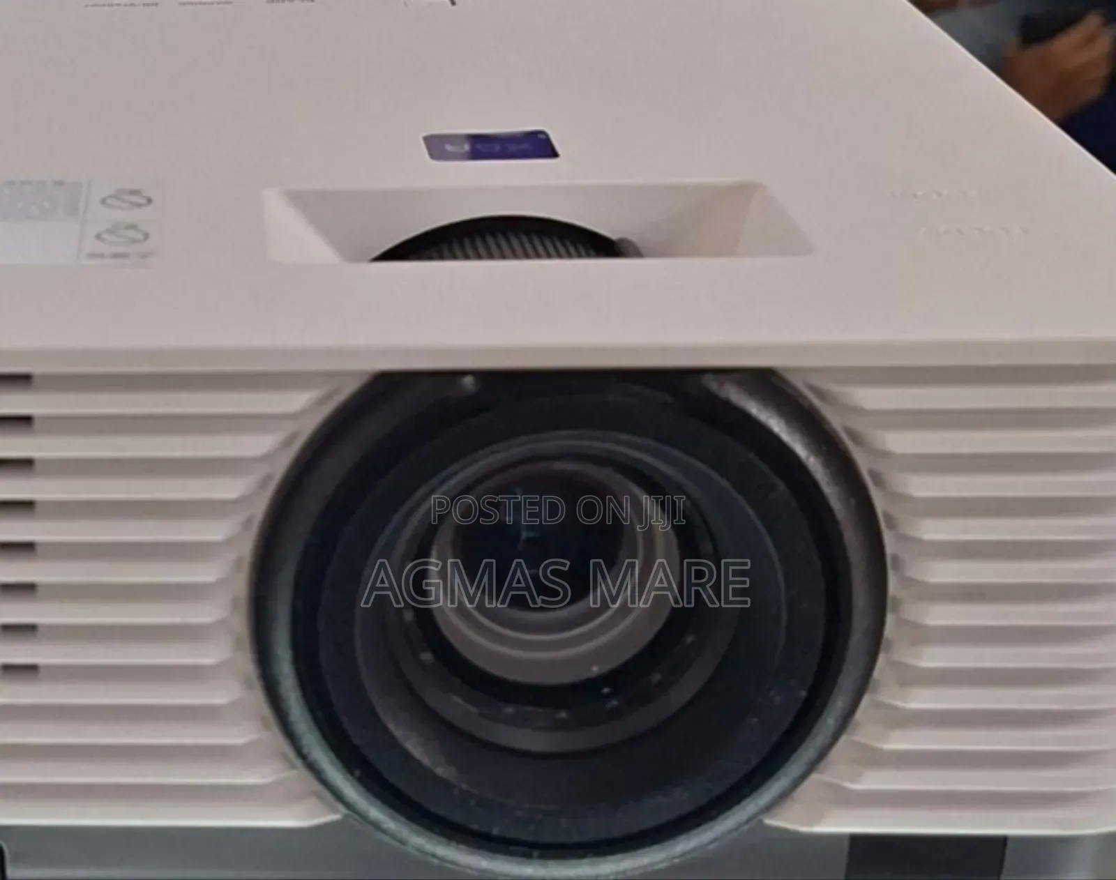 New Arrival 
Sony VPL-Dx221 Projector 
1 Piece Remains