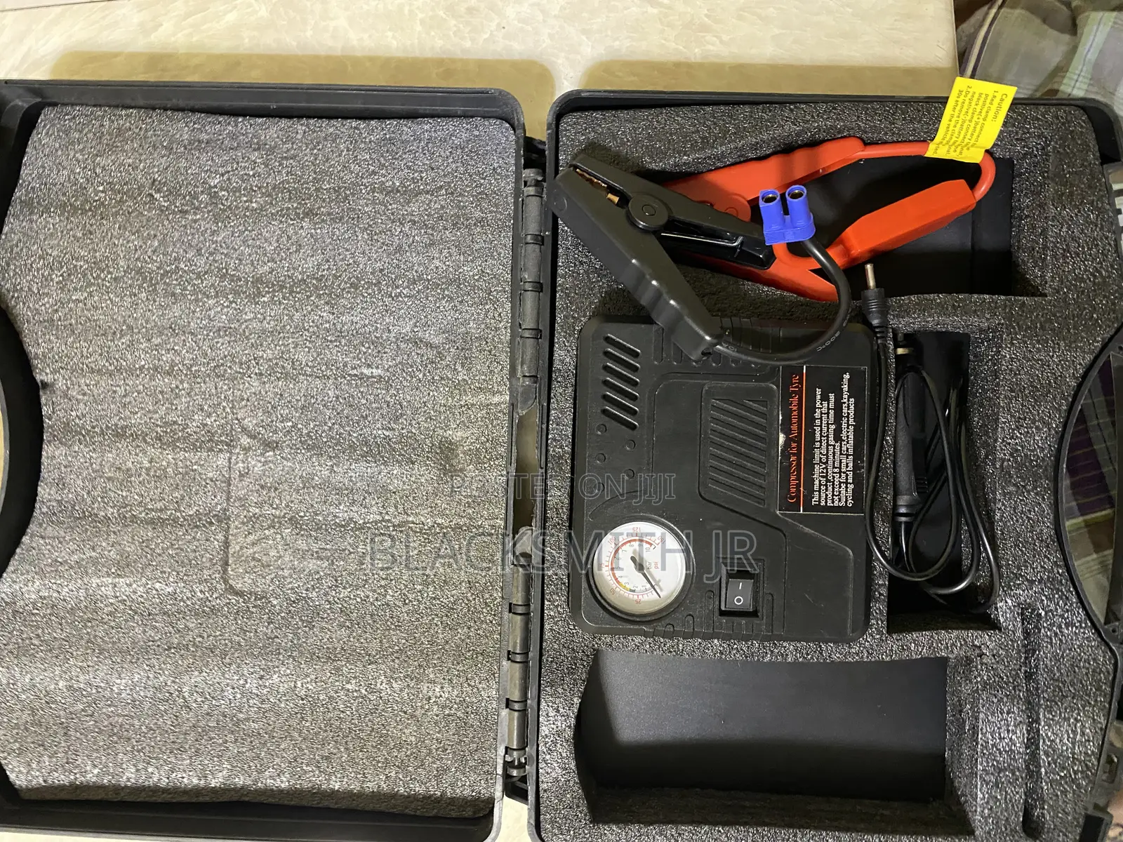 Car Emergency Kit Parts – Jump Starter Clip + Digital Tire Inflator