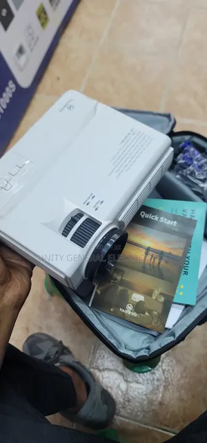 Vankiyo Projector