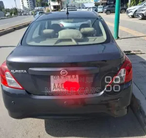 Photo - Nissan Almera 2017 Gray