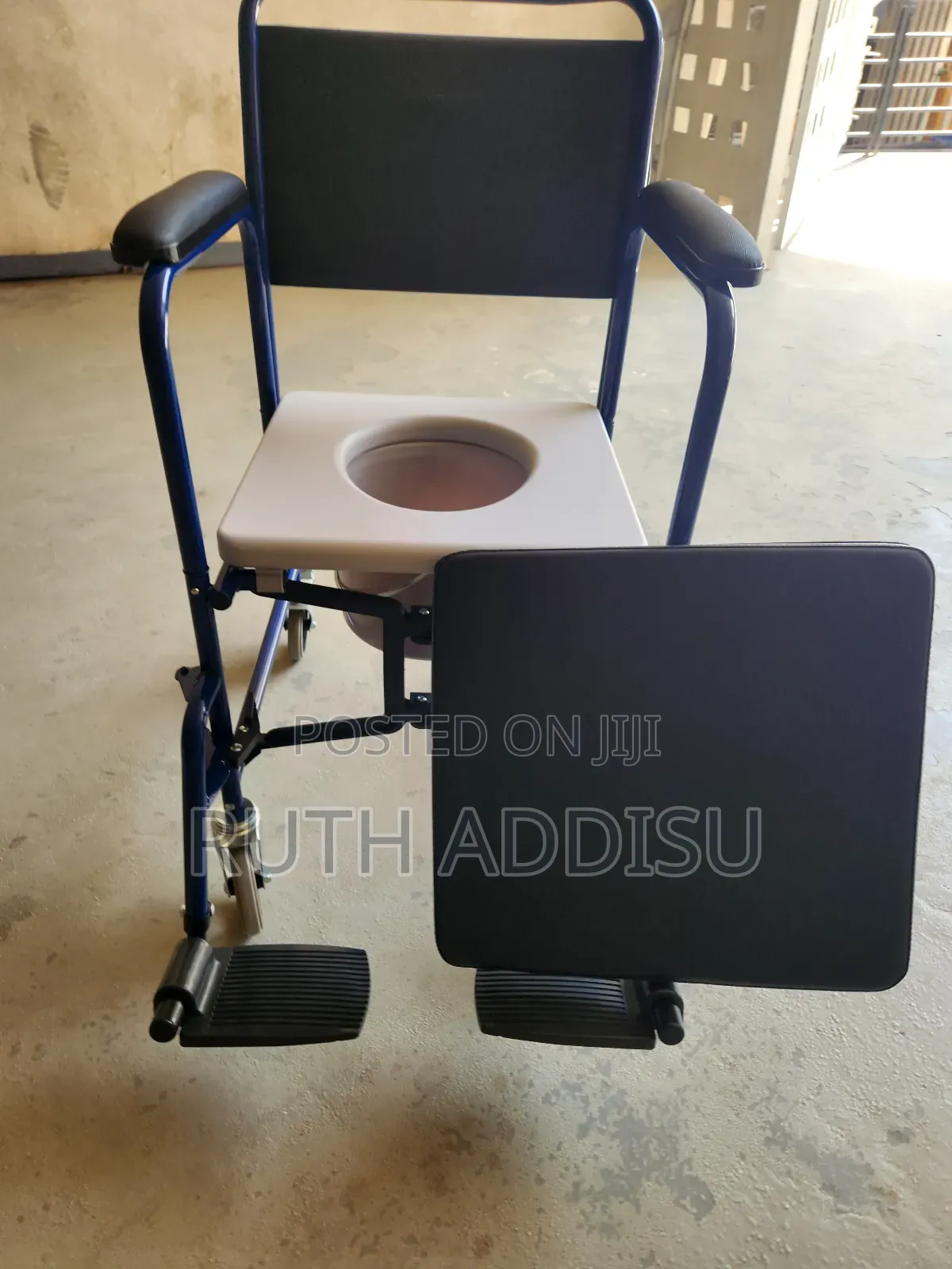 Commode Wheelchair考生toilet Wheelchair考量wheelchair使得wheelchair Medical
