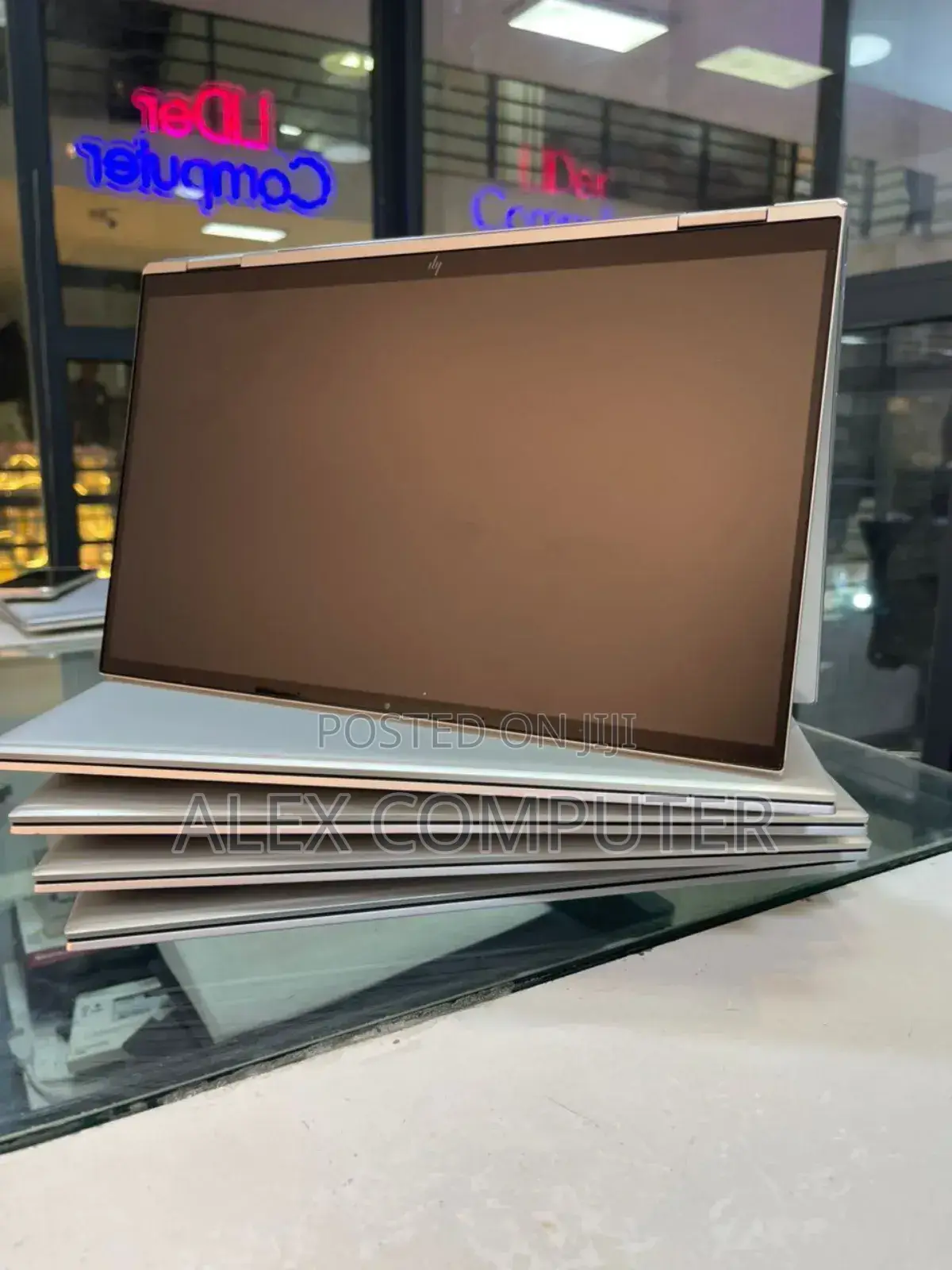 New Laptop HP EliteBook 1040 G8 16GB Intel Core I7 SSD 512GB