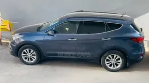 Hyundai Santa Fe 2016 Blue