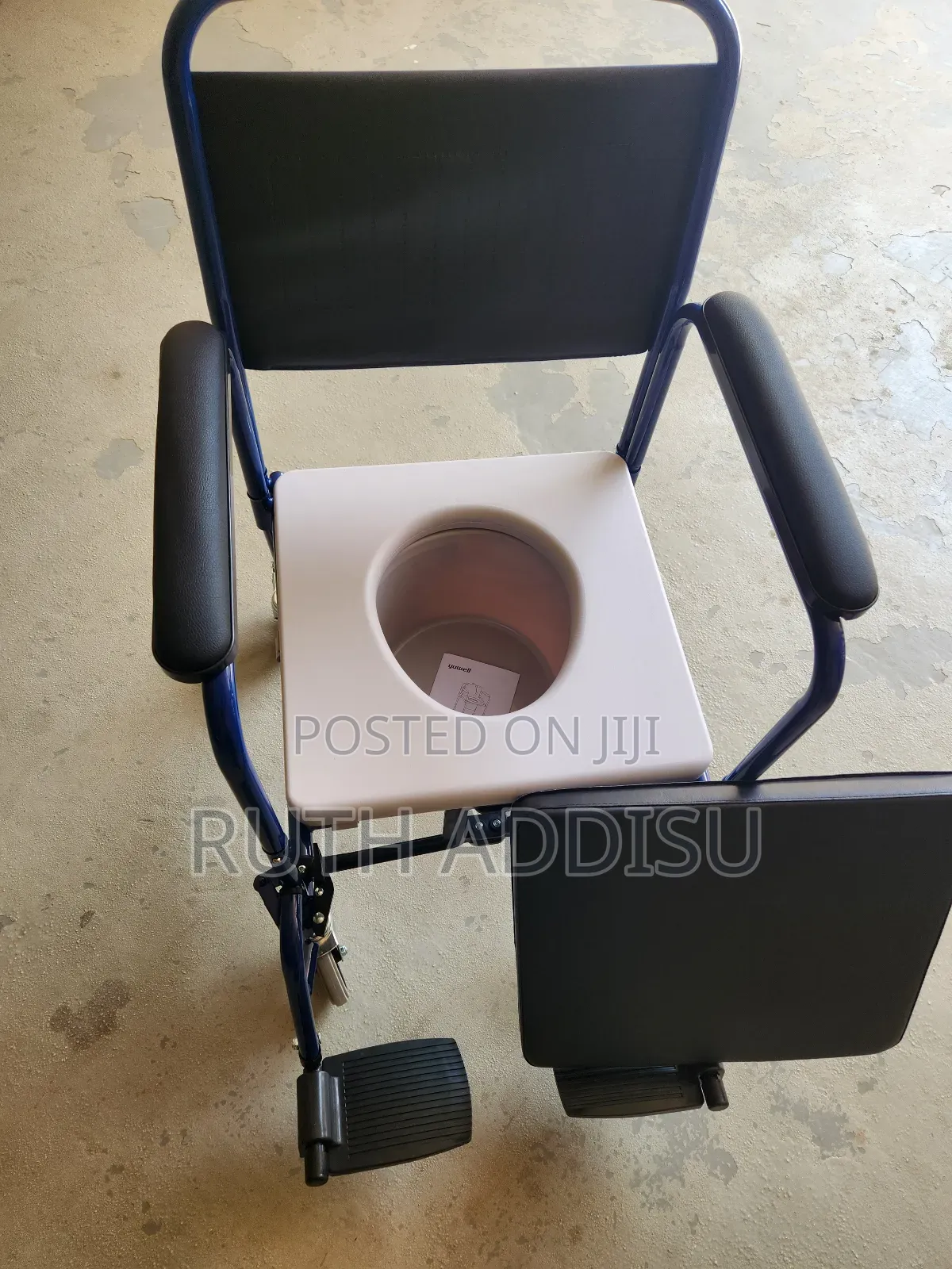 Commode With Shower Plates Brand New Wheelchair輕鬆commode Wheelchair