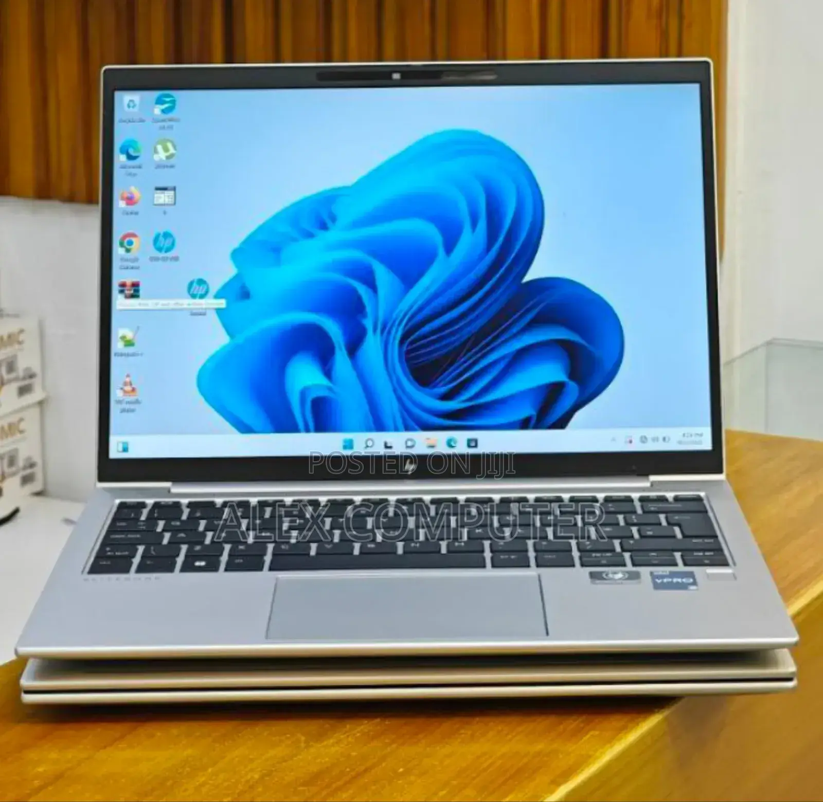 New Laptop HP EliteBook 840 G9 16GB Intel Core i7 SSD 512GB