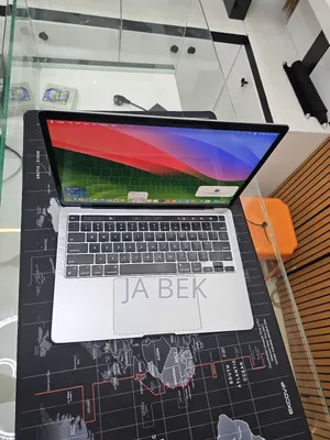 New Laptop Apple MacBook Pro 2020 M1 16GB Apple M1 SSD 256GB