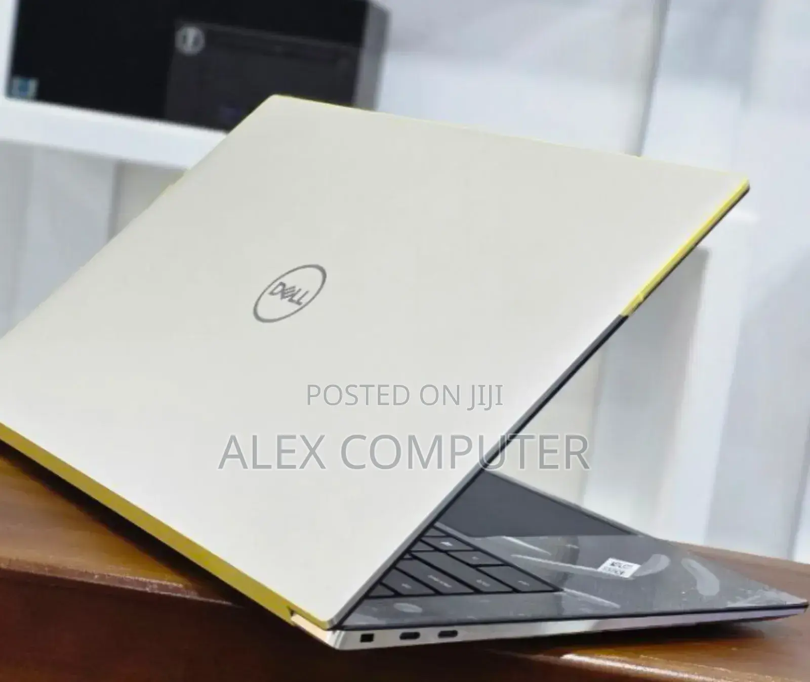 New Laptop Dell XPS 15 32GB Intel Core I9 SSD 1T