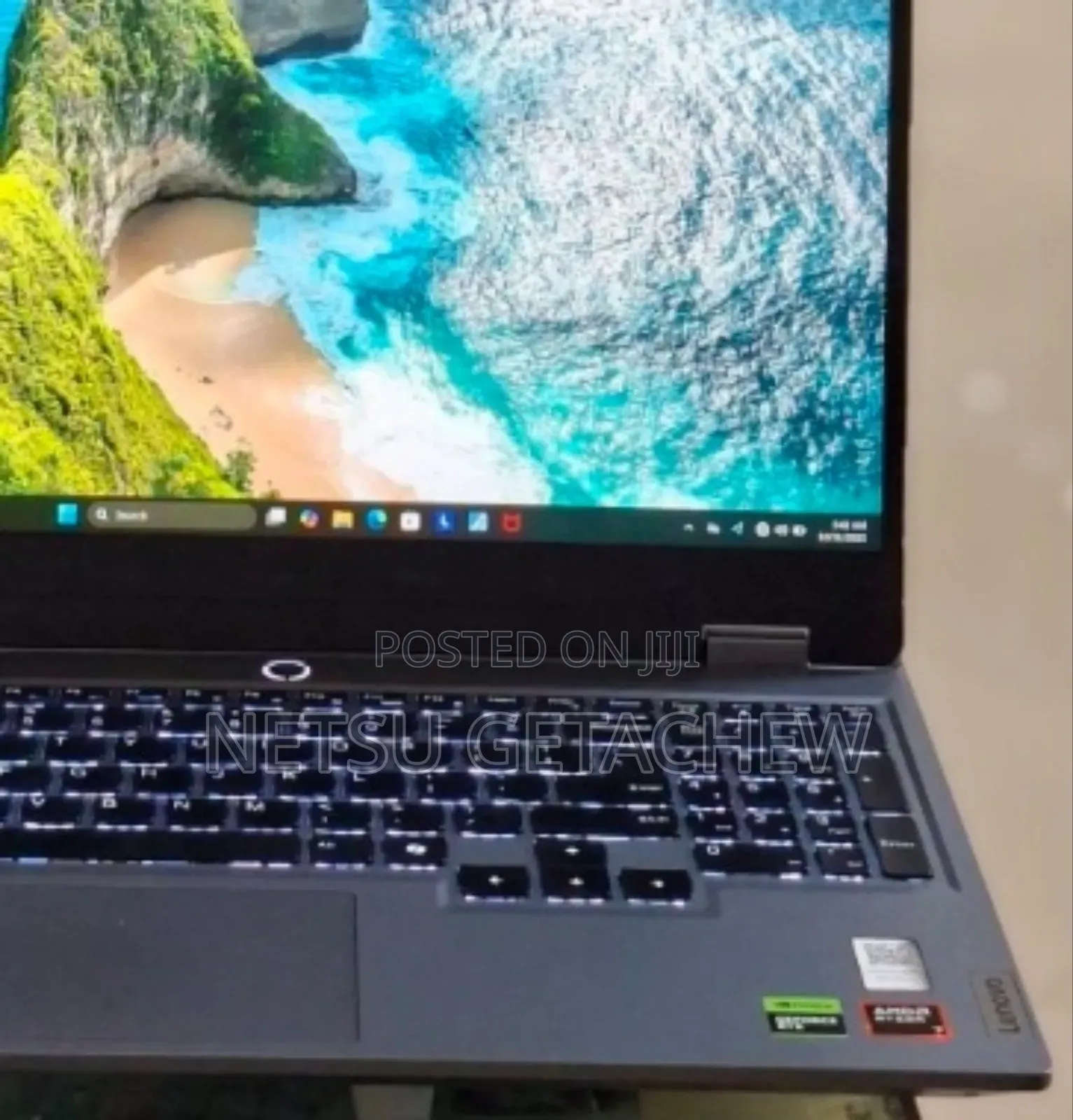 New Laptop Lenovo LOQ 15IRH8 16GB AMD Ryzen 7 SSD 1T